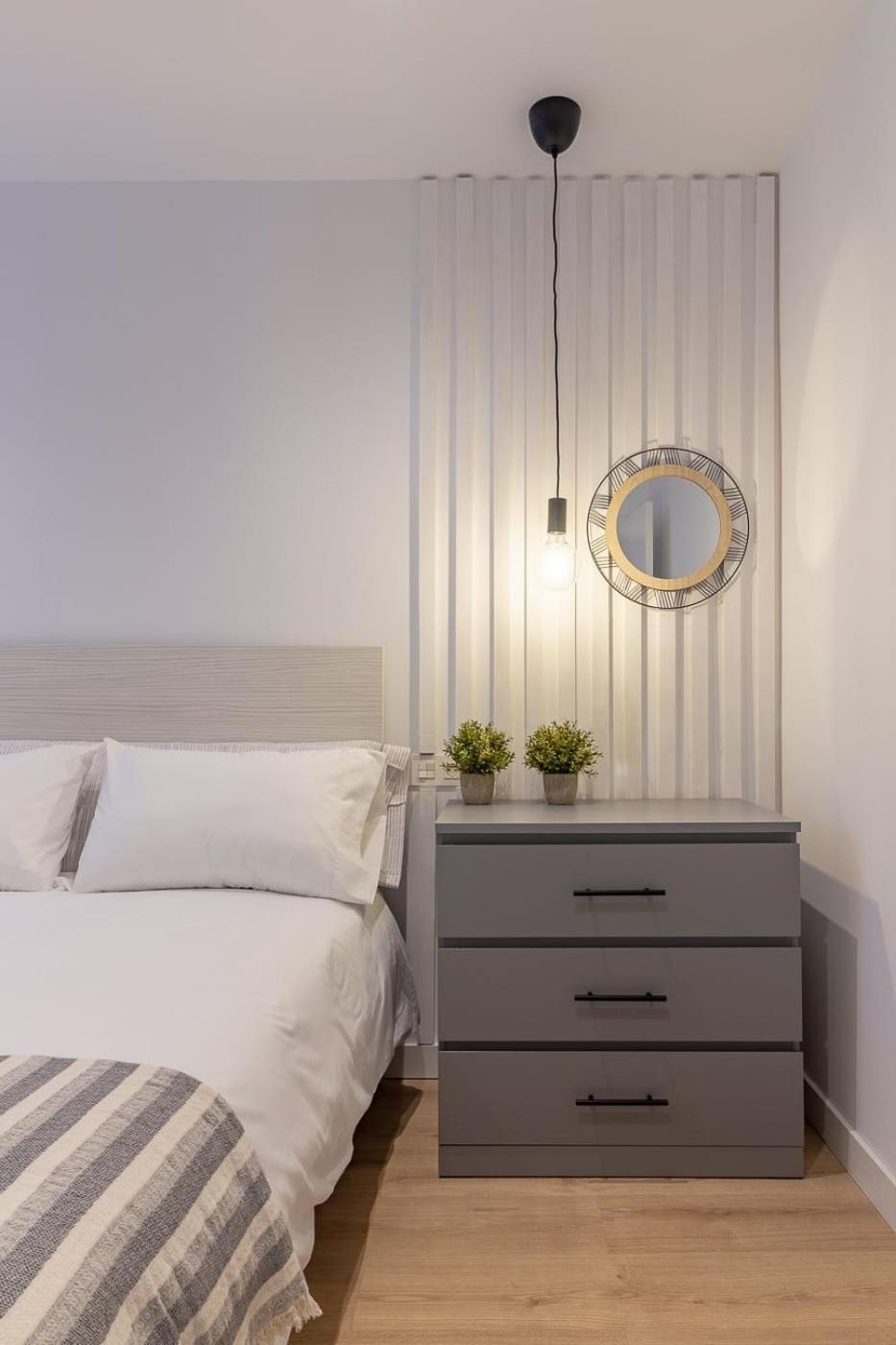 Room4You By Asturias Holidays Οβιέδο Εξωτερικό φωτογραφία